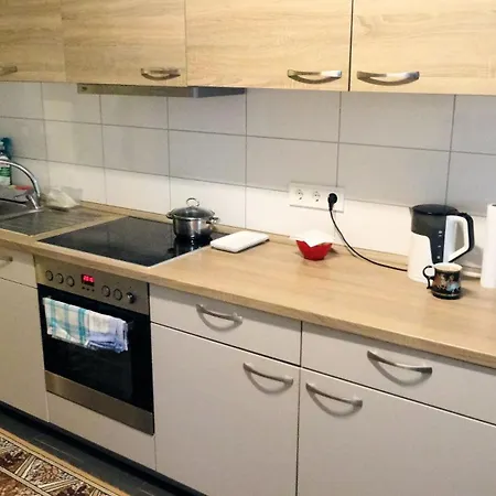 Apartment Private Near Leine Center *